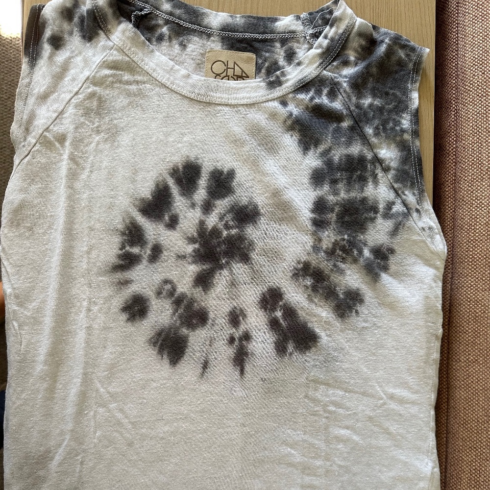 Women’s Chasor tie dye sleeveless top.